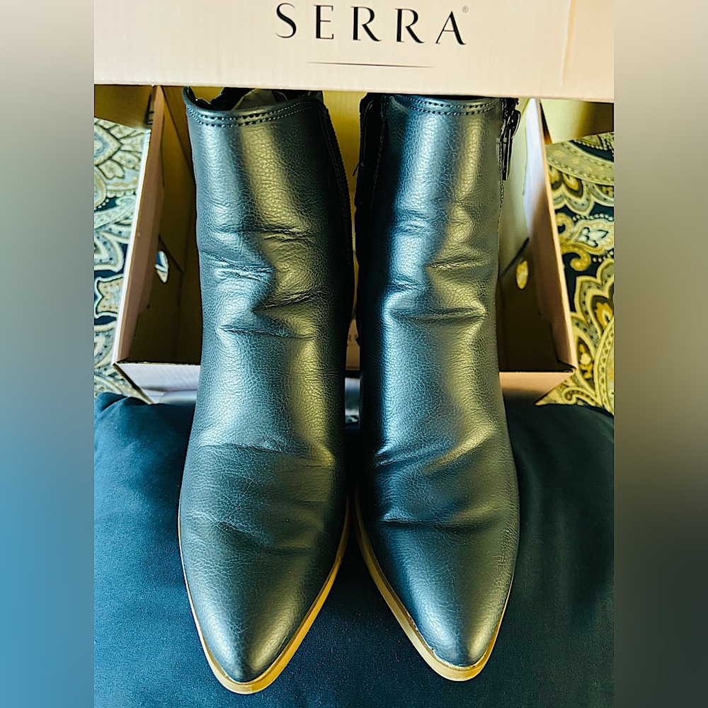 Serra Blue Womens Zip-Up Booties